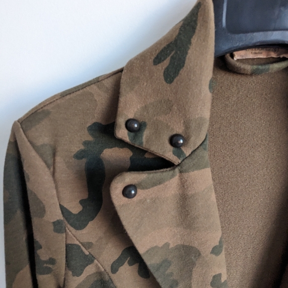 2 For $15 - Calliope military style blaser - Picture 5 of 6